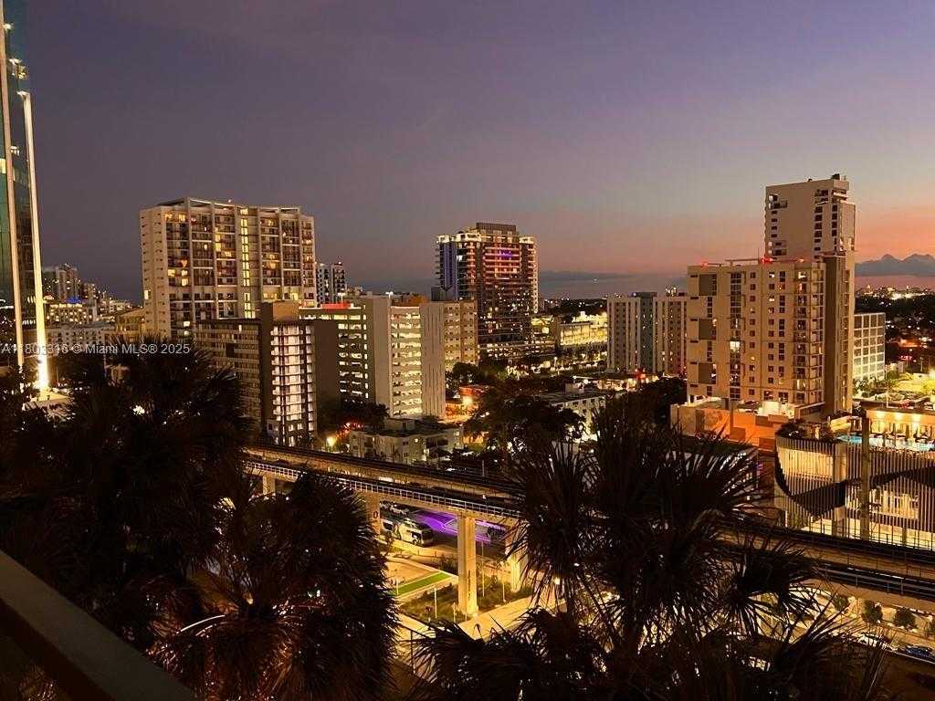 Small Image of 88 SOUTH WEST 7TH ST #808, Miami Number 29