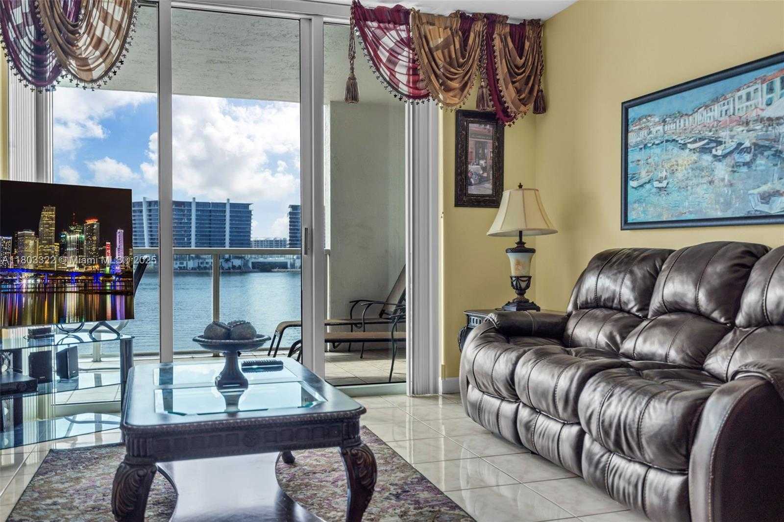 Small Image of 18100 NORTH BAY RD #404, Sunny Isles Beach Number 20