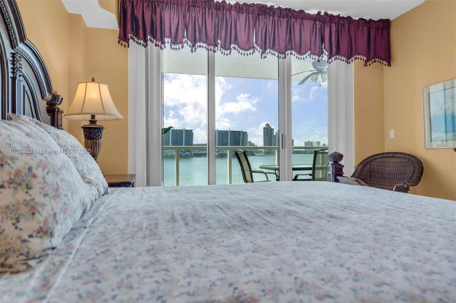 Small Image of 18100 NORTH BAY RD #404, Sunny Isles Beach Number 21