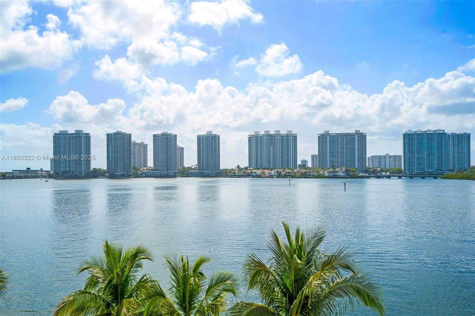 Small Image of 18100 NORTH BAY RD #404, Sunny Isles Beach Number 27
