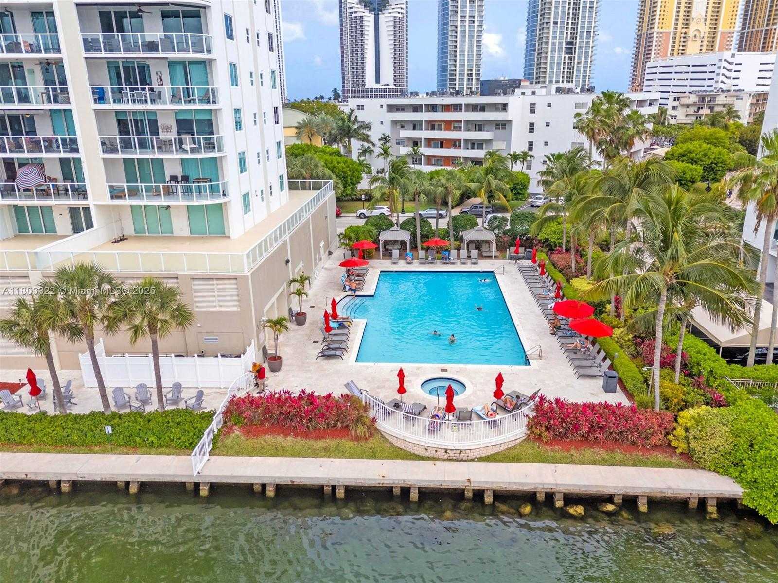 Small Image of 18100 NORTH BAY RD #404, Sunny Isles Beach Number 33
