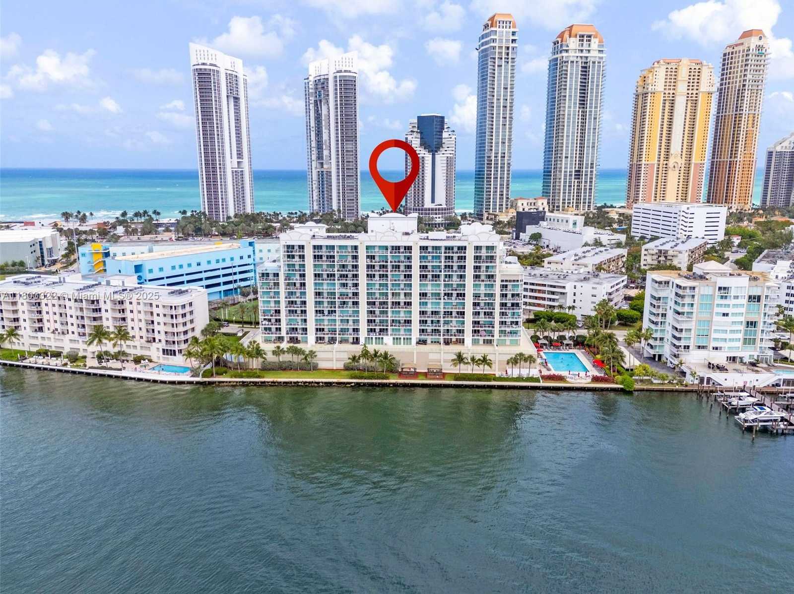 Small Image of 18100 NORTH BAY RD #404, Sunny Isles Beach Number 34