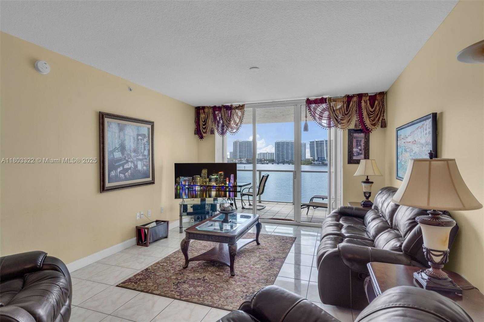 Small Image of 18100 NORTH BAY RD #404, Sunny Isles Beach Number 7