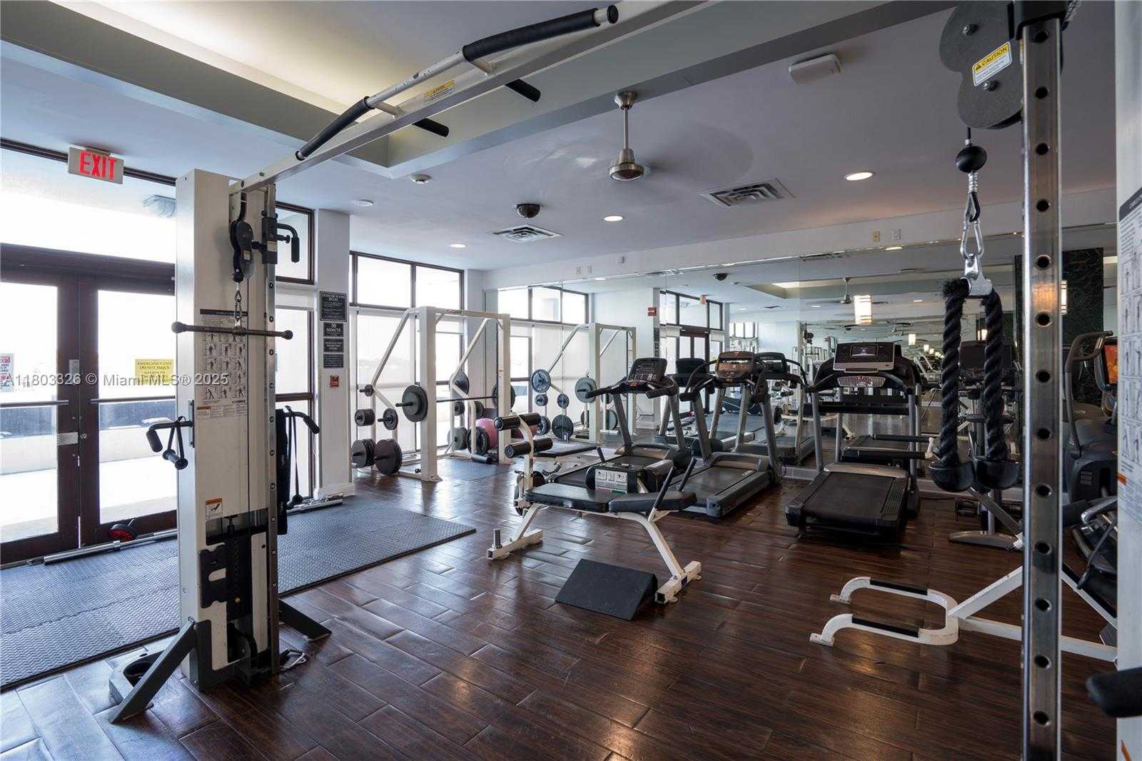 Small Image of 6770 INDIAN CREEK DR #4P, Miami Beach Number 15