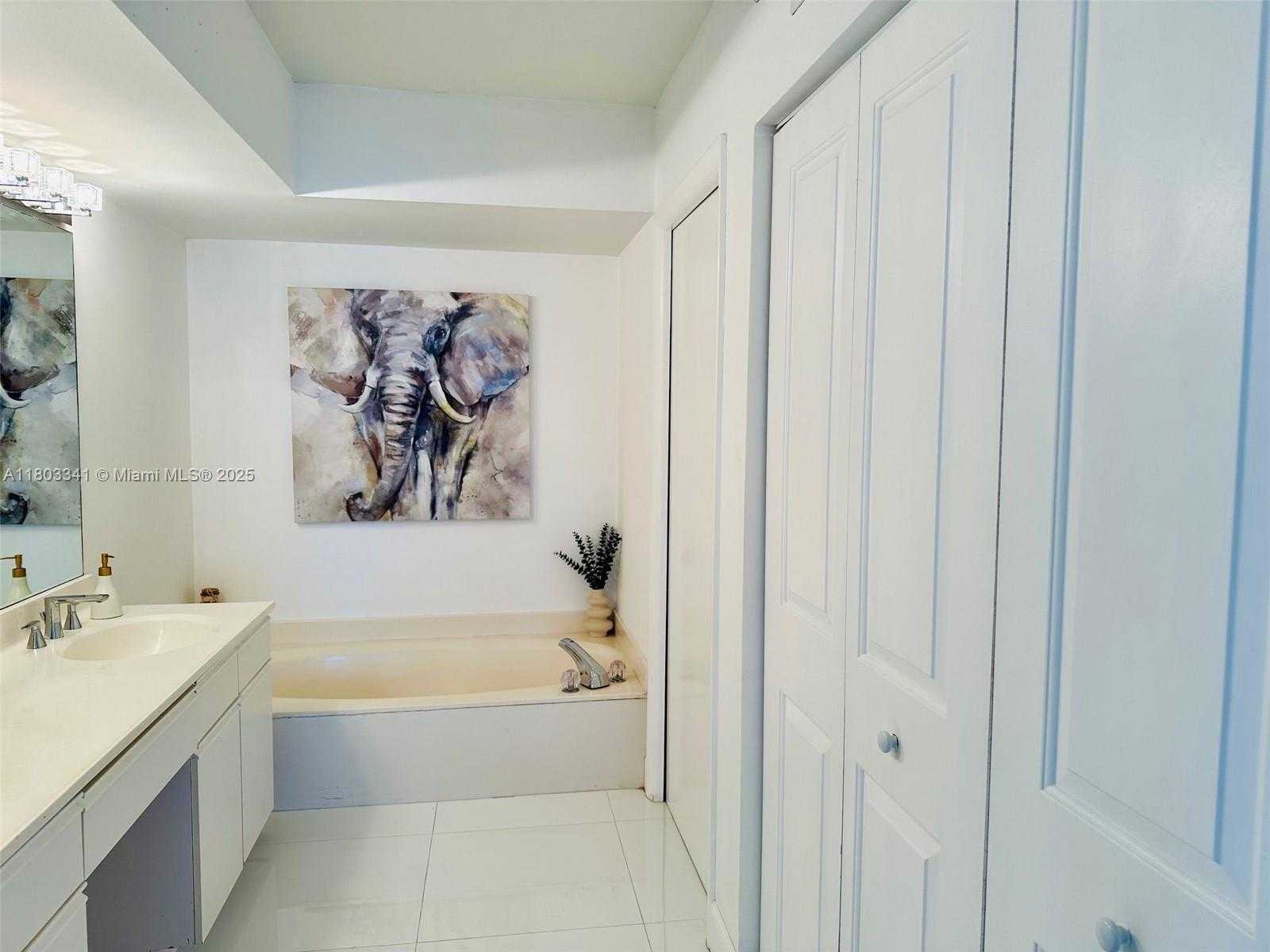 Small Image of 19101 NORTH EAST 36TH CT #2804, Aventura Number 17