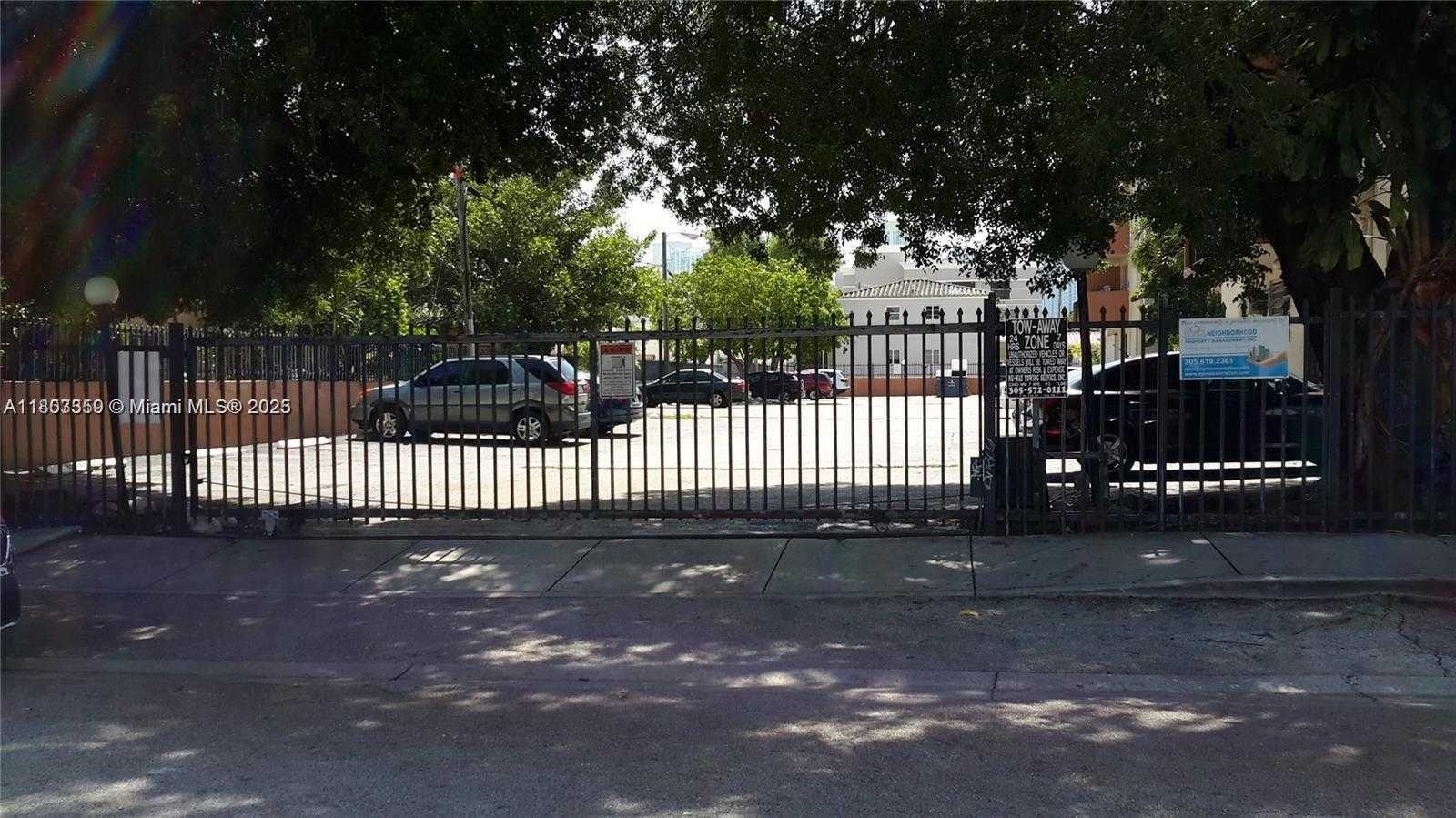 Small Image of 677 SOUTH WEST 9TH AVE #309, Miami Number 22