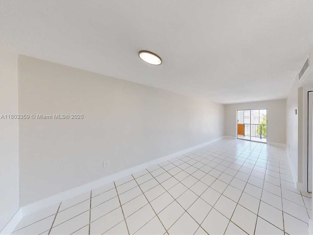 Small Image of 677 SOUTH WEST 9TH AVE #309, Miami Number 3
