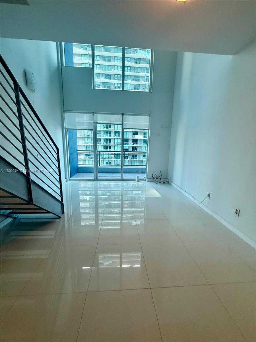 Small Image of 60 SOUTH WEST 13TH ST #1618, Miami Number 3