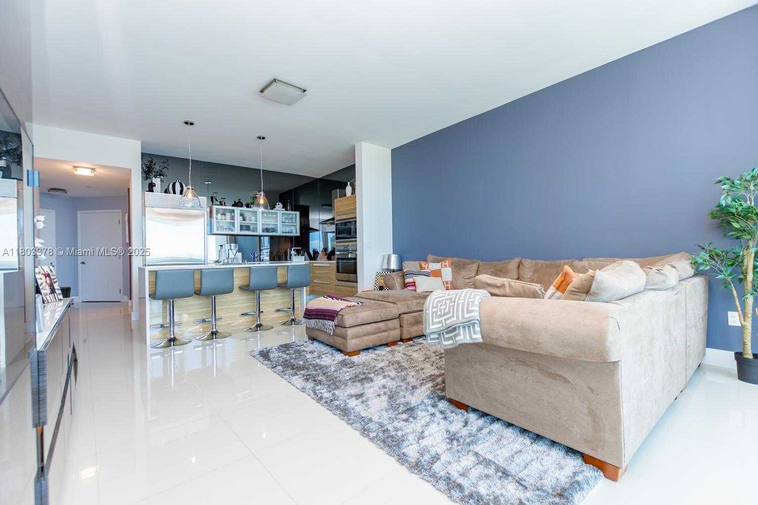 Small Image of 2020 NORTH BAYSHORE DR #2005, Miami Number 17