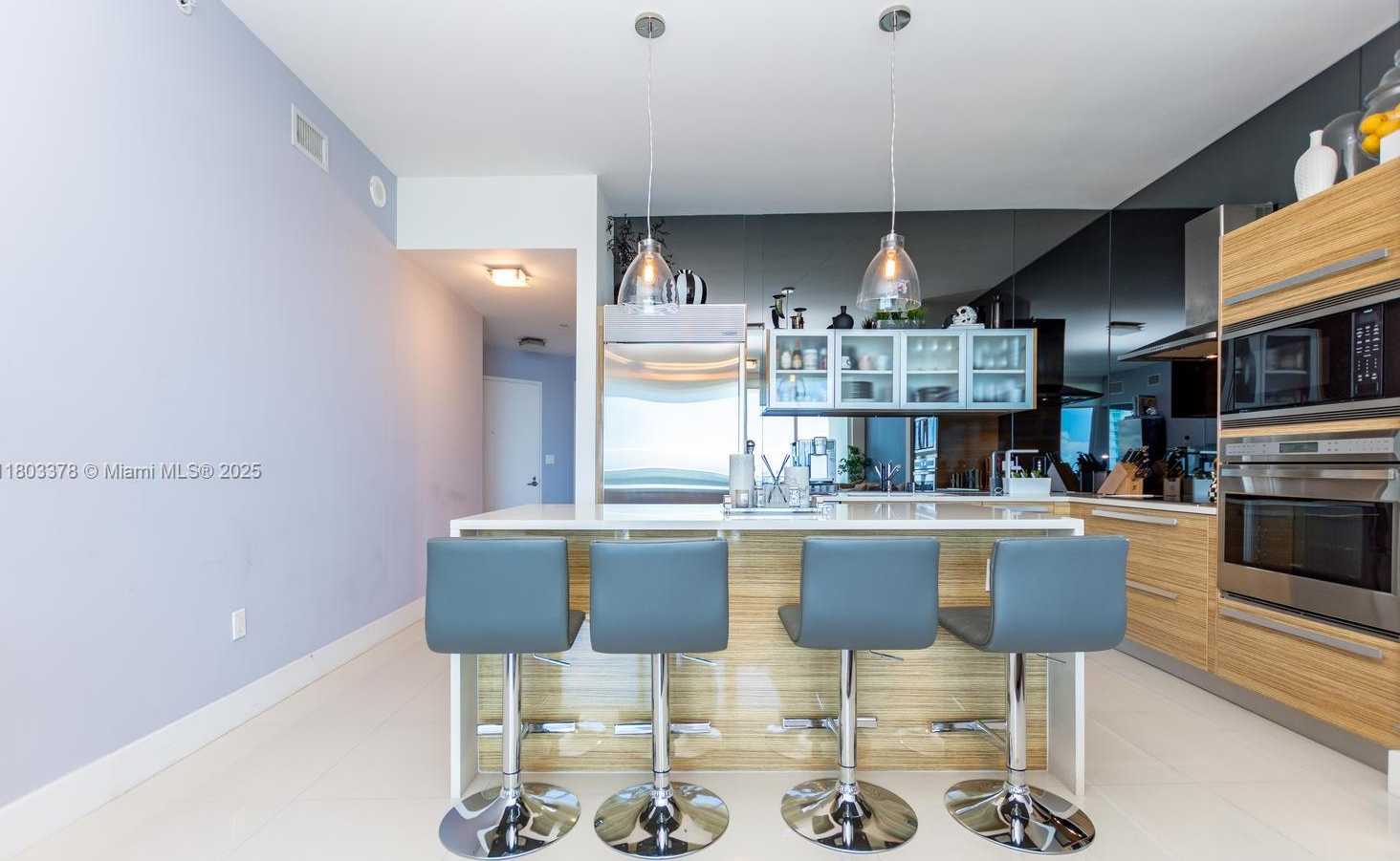 Small Image of 2020 NORTH BAYSHORE DR #2005, Miami Number 5