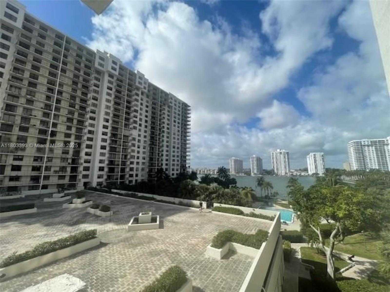 Small Image of 18181 NORTH EAST 31ST CT #509, Aventura Number 29