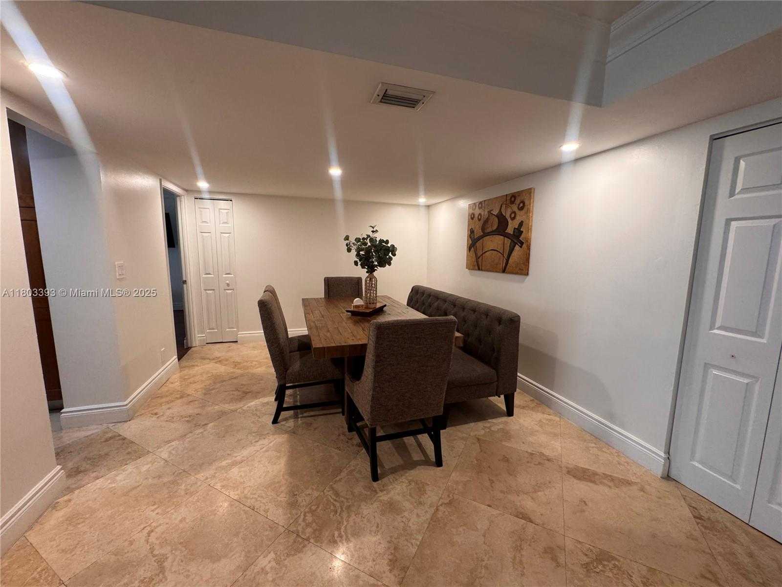 Small Image of 18181 NORTH EAST 31ST CT #509, Aventura Number 32