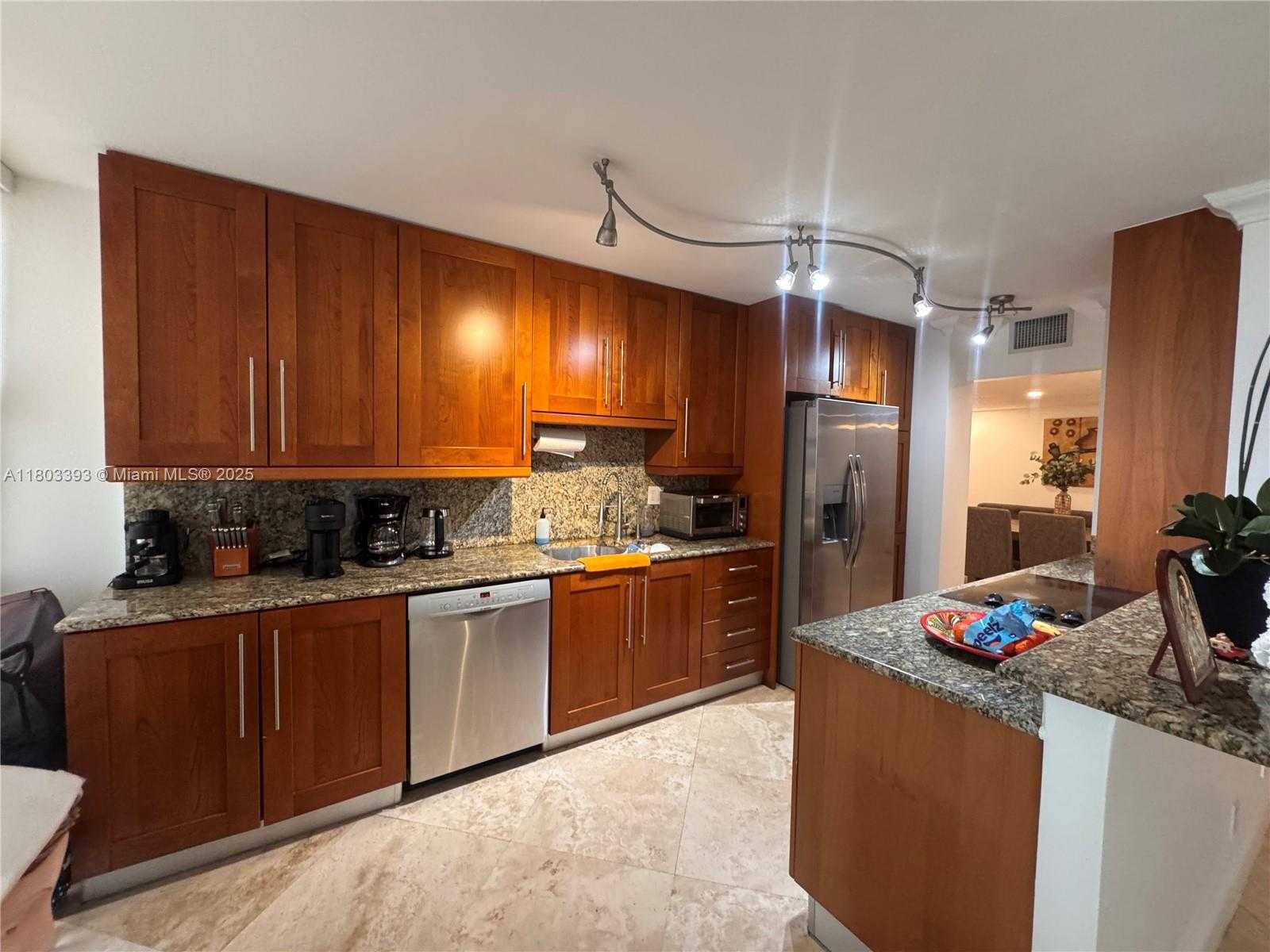 Small Image of 18181 NORTH EAST 31ST CT #509, Aventura Number 36