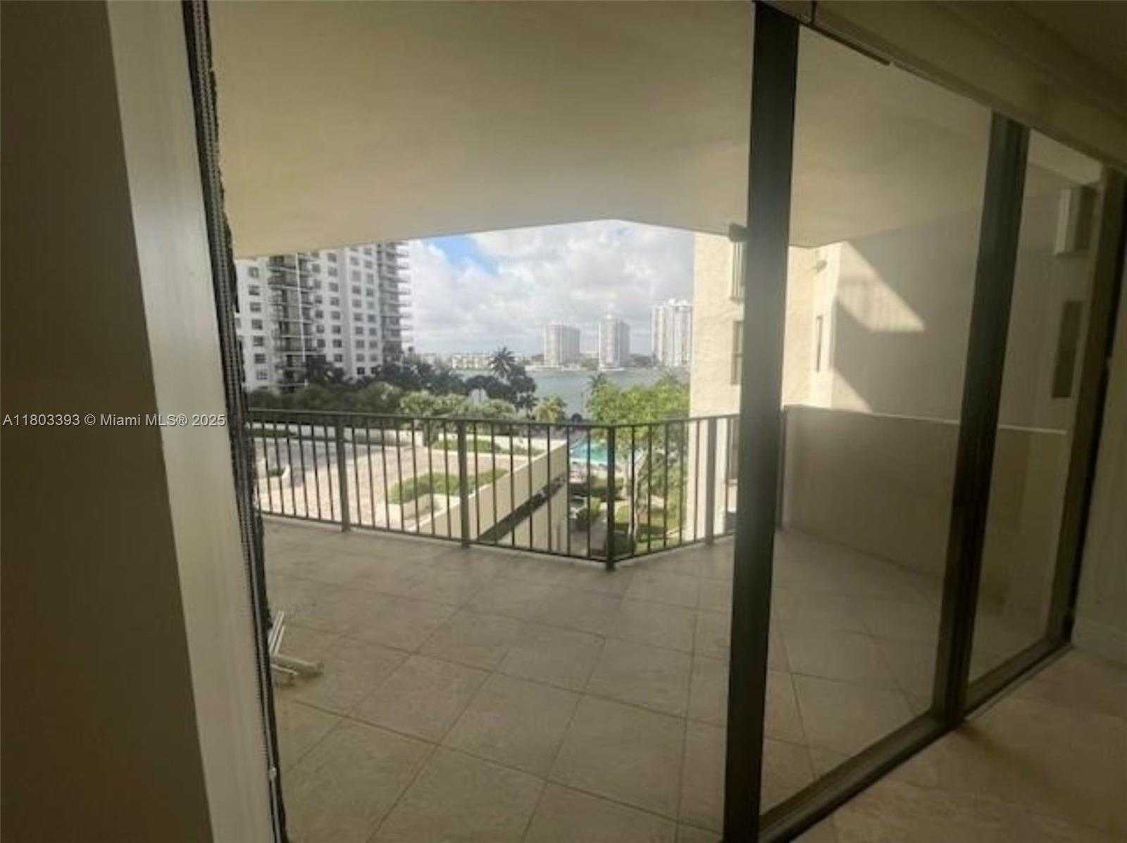 Small Image of 18181 NORTH EAST 31ST CT #509, Aventura Number 8