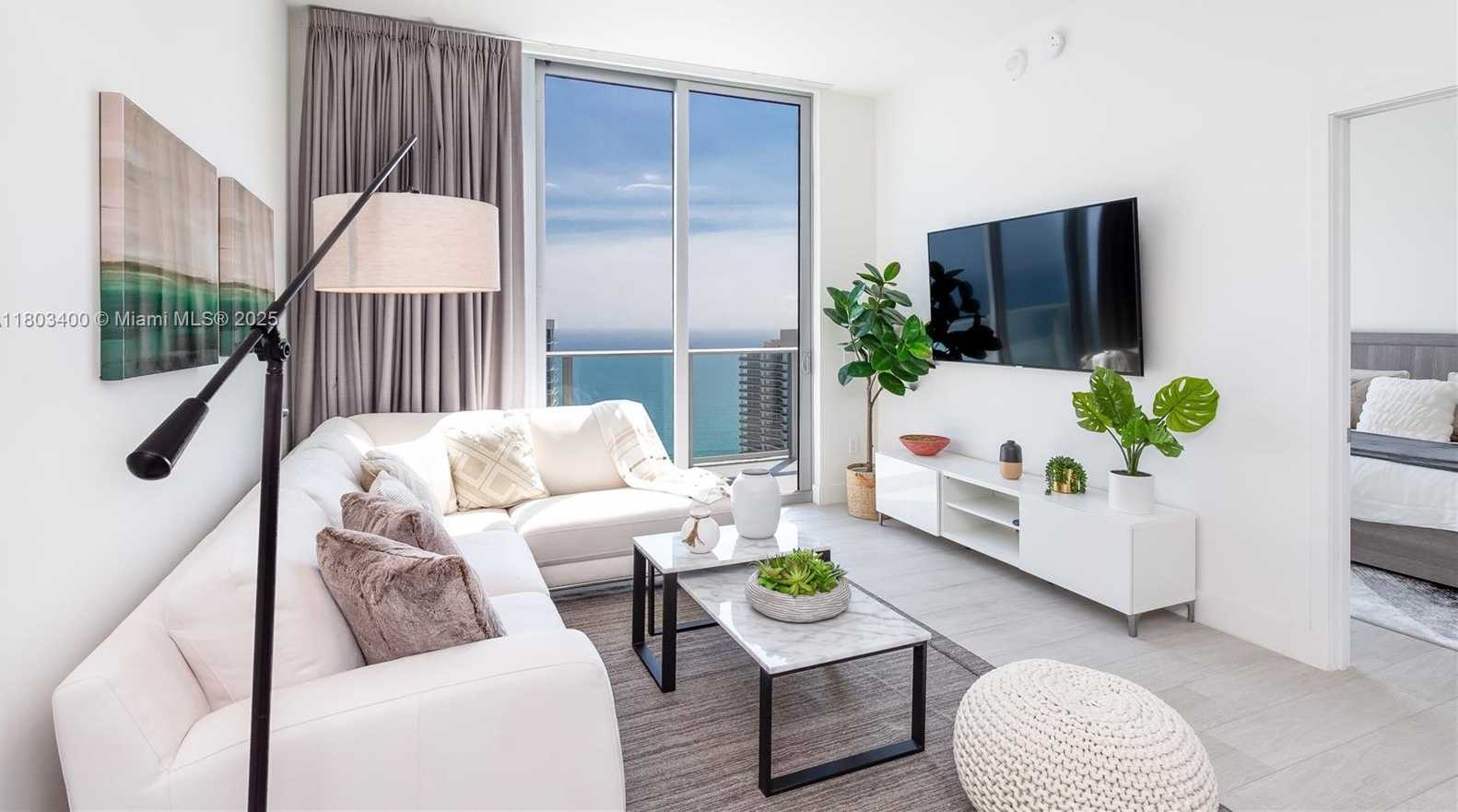 Small Image of 4010 SOUTH OCEAN DR #T4303, Hollywood Number 2