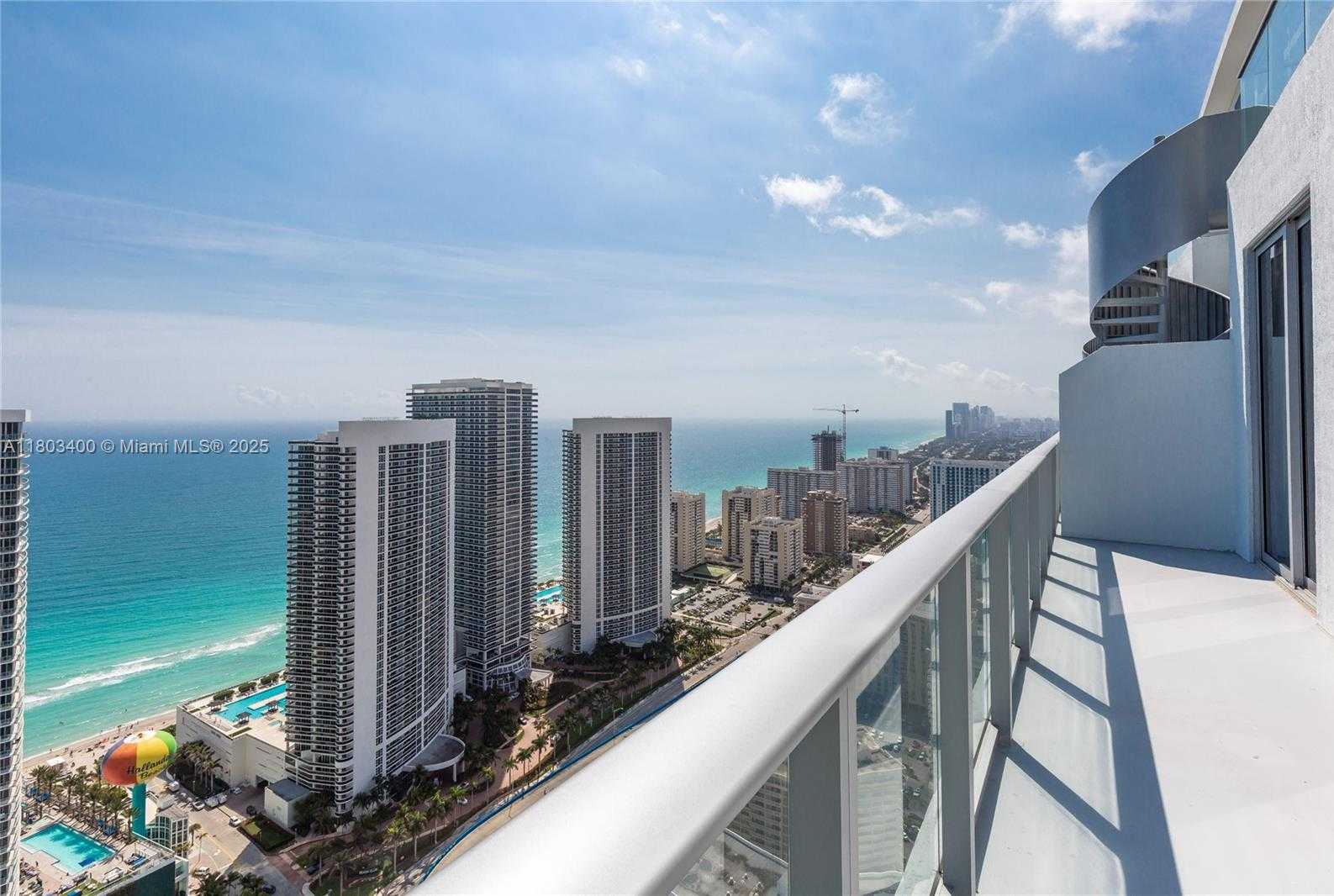 Small Image of 4010 SOUTH OCEAN DR #T4303, Hollywood Number 32