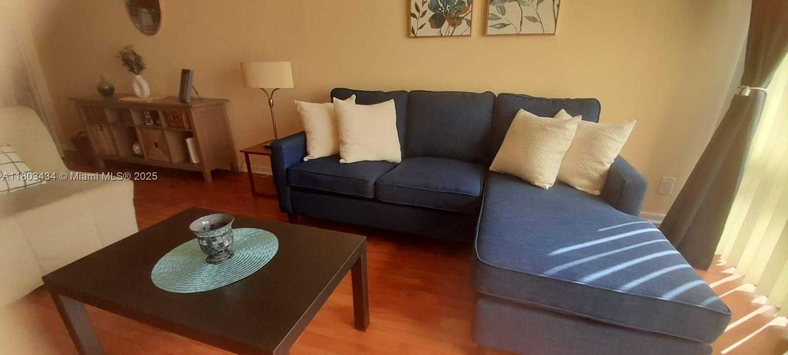 Small Image of 16919 NORTH BAY RD #815, Sunny Isles Beach Number 22