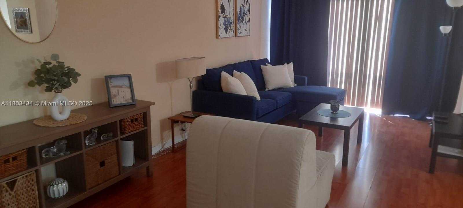 Small Image of 16919 NORTH BAY RD #815, Sunny Isles Beach Number 25