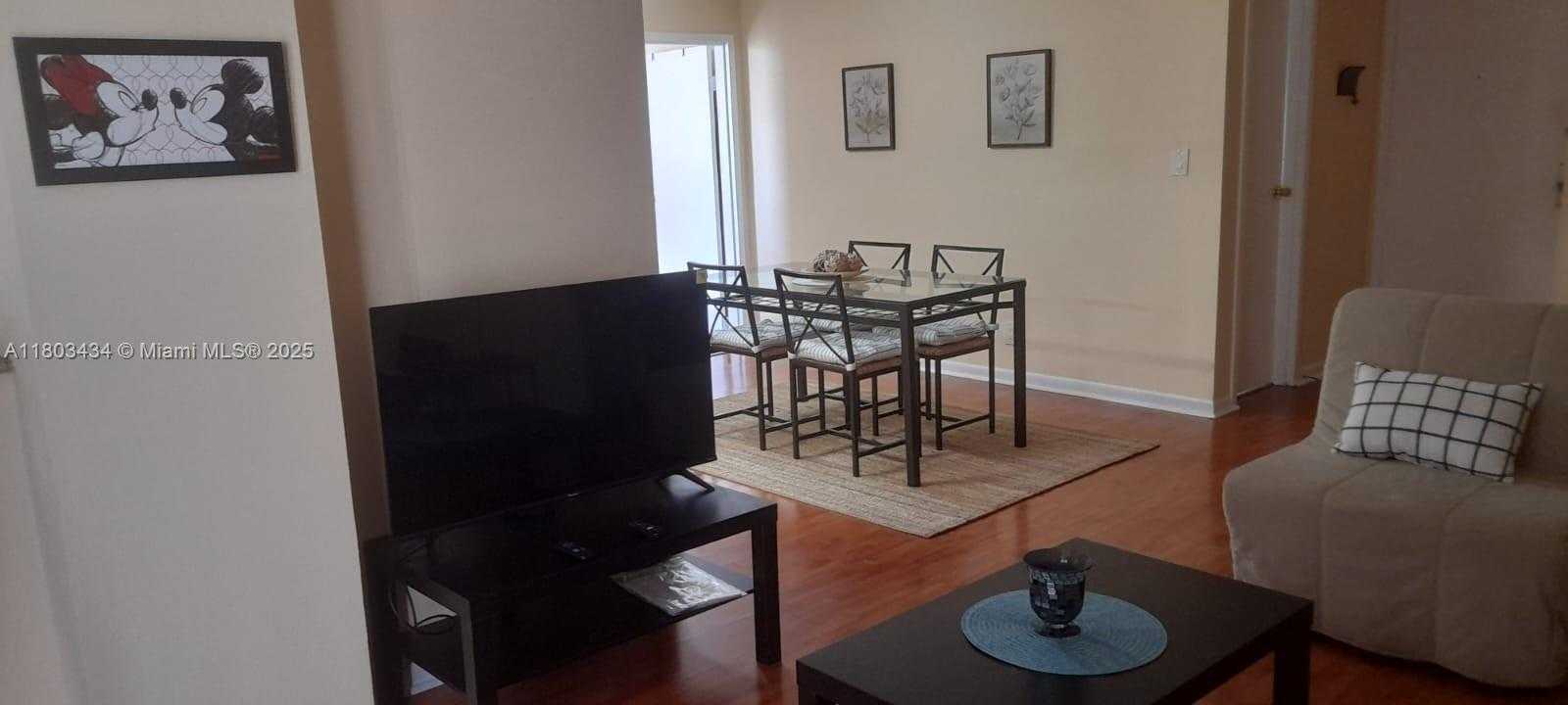 Small Image of 16919 NORTH BAY RD #815, Sunny Isles Beach Number 27
