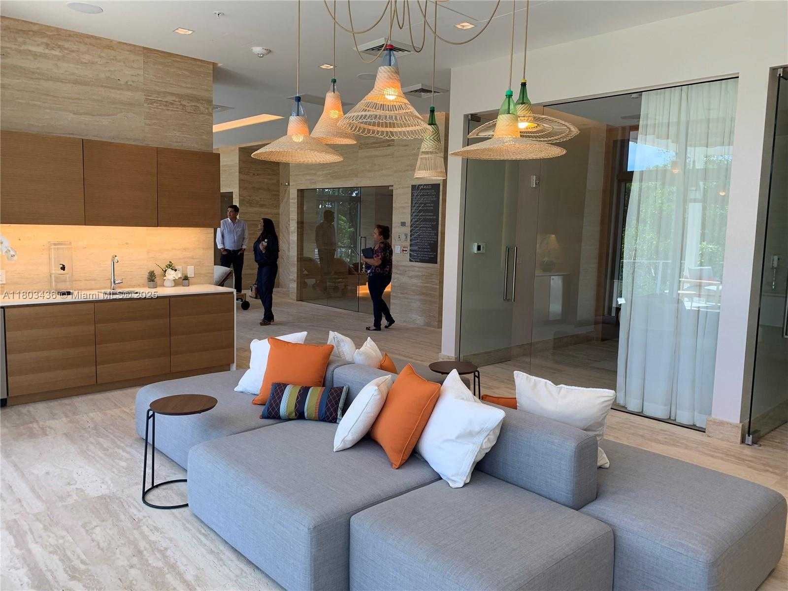 Small Image of 16385 BISCAYNE BLVD #421, North Miami Beach Number 23