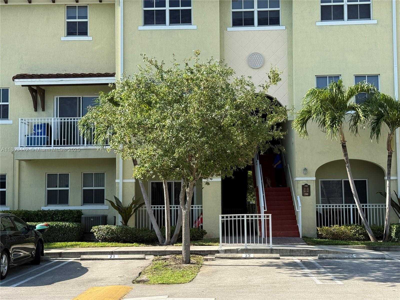 Small Image of 290 NORTH WEST 109TH AVE #202, Miami Number 4
