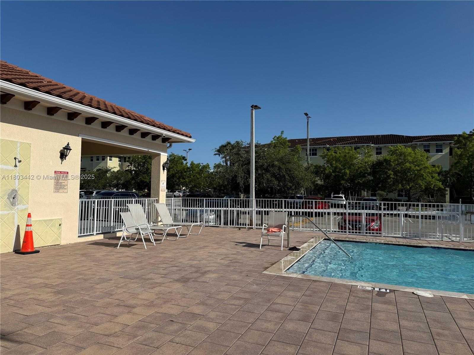 Small Image of 290 NORTH WEST 109TH AVE #202, Miami Number 6
