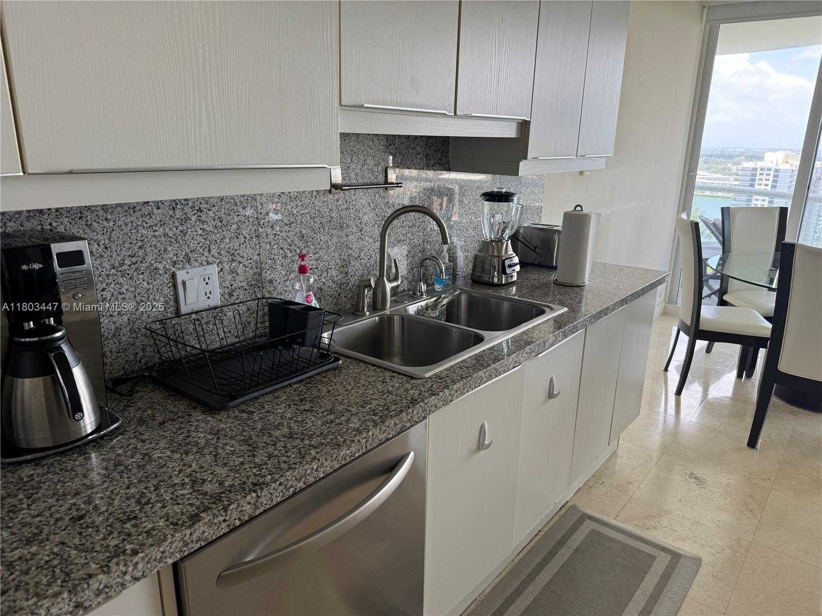Small Image of 7000 ISLAND BLVD #2403, Aventura Number 2