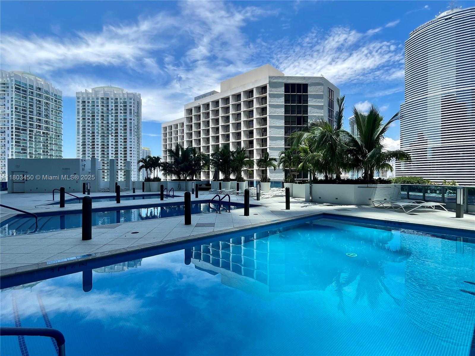 Small Image of 200 BISCAYNE BOULEVARD WAY #4111, Miami Number 16