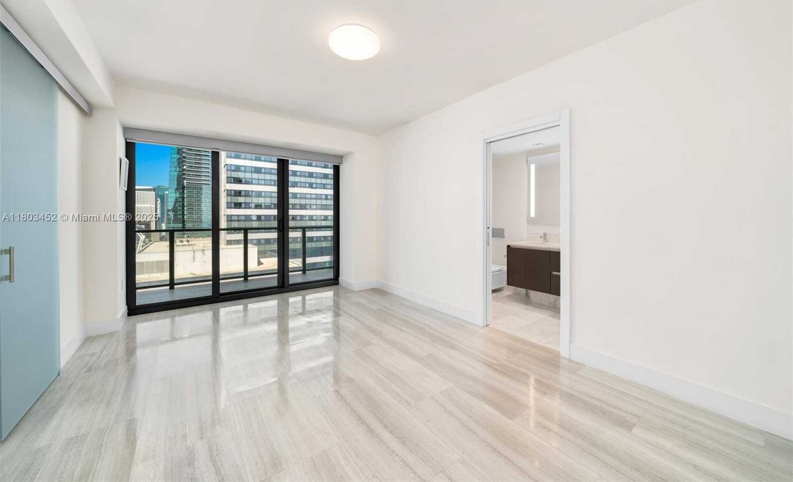 Small Image of 1451 BRICKELL AVE #2201, Miami Number 13