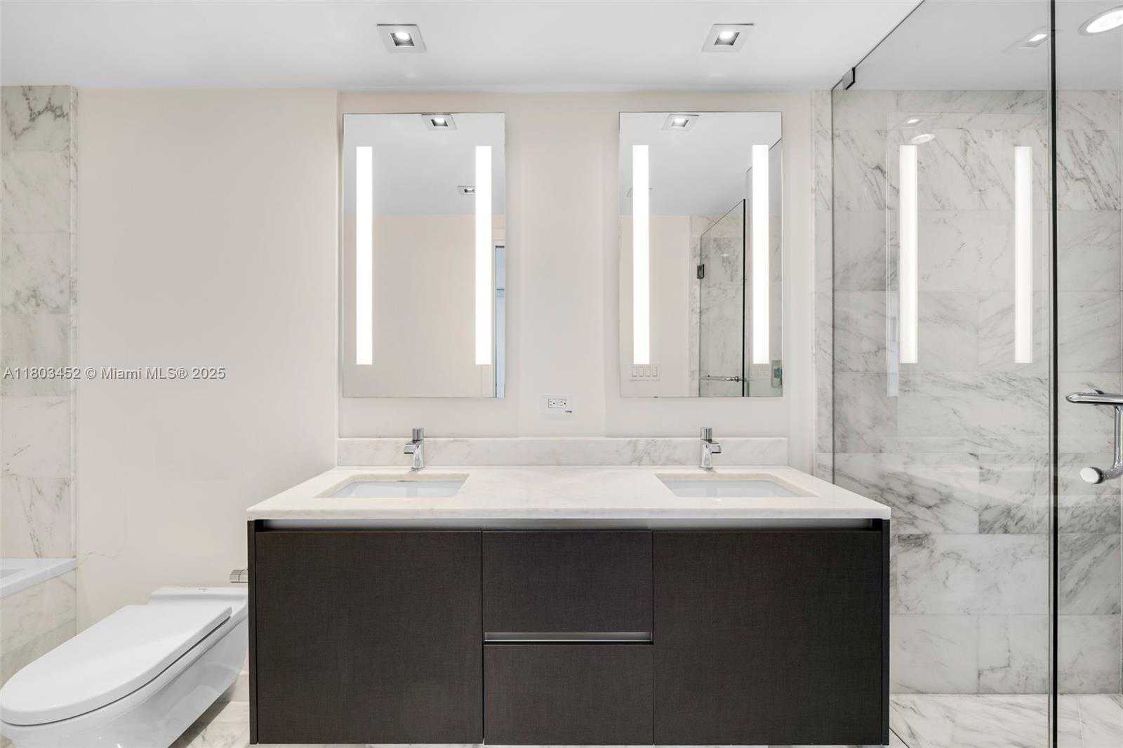 Small Image of 1451 BRICKELL AVE #2201, Miami Number 14