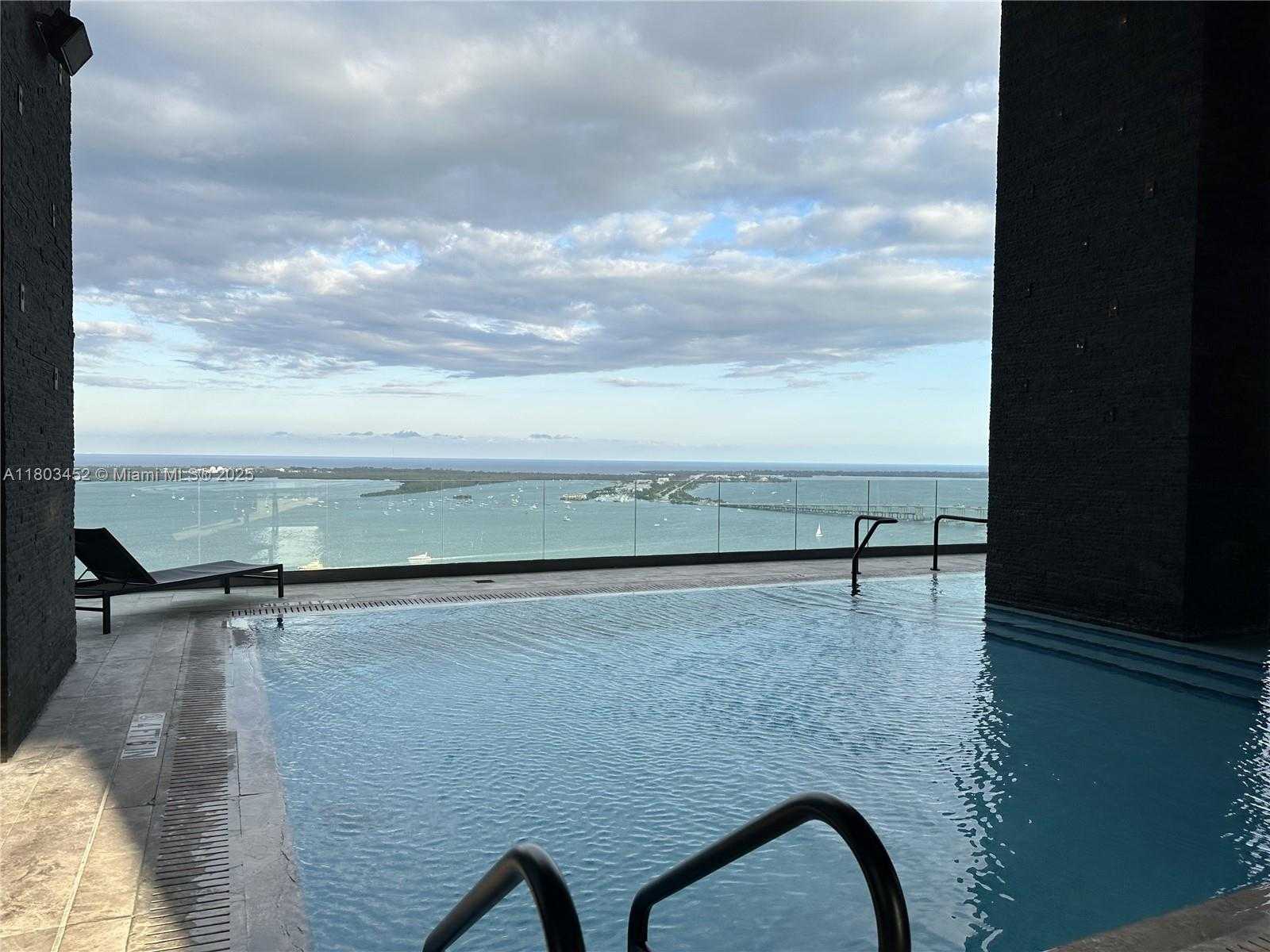 Small Image of 1451 BRICKELL AVE #2201, Miami Number 29