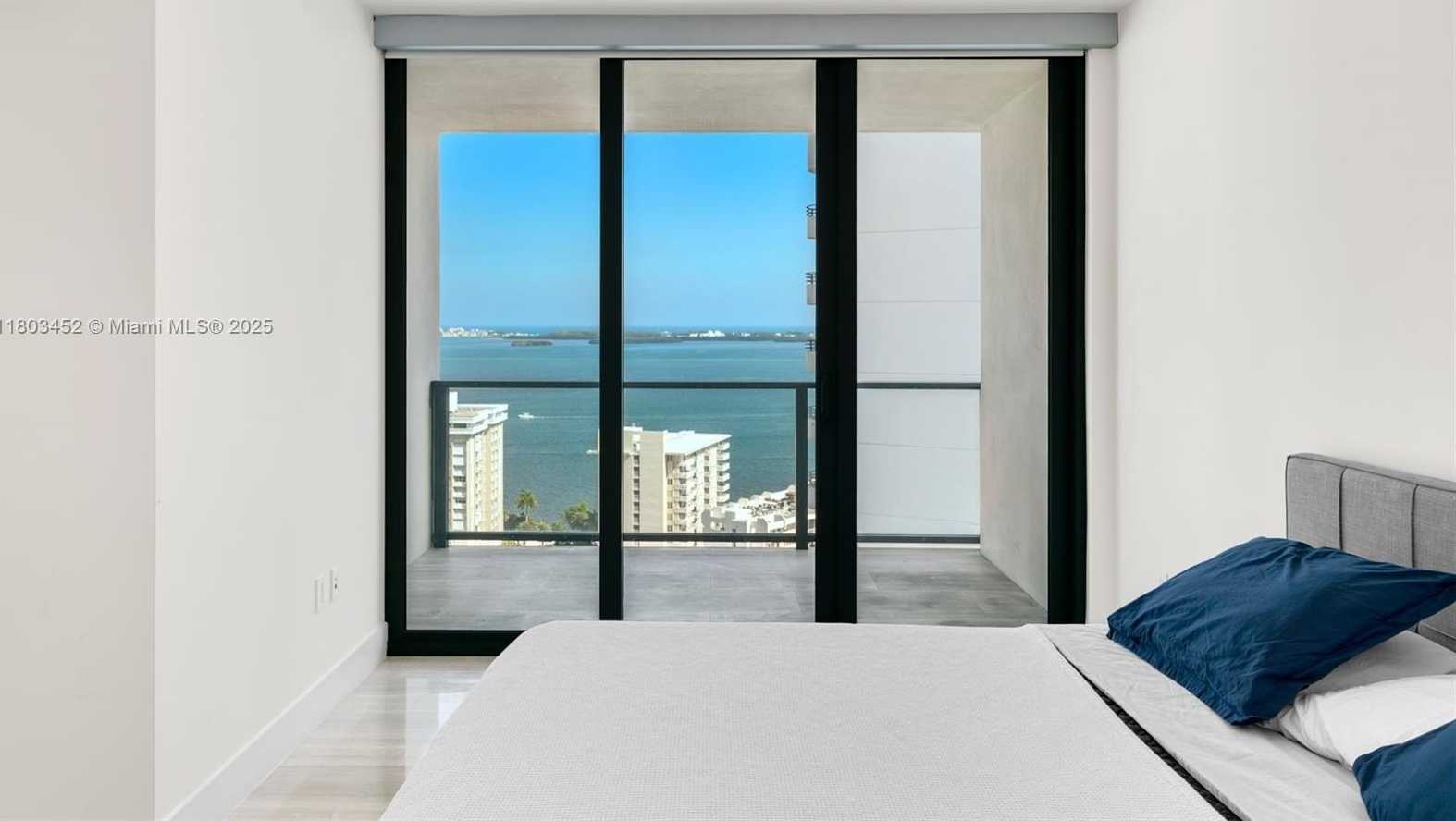 Small Image of 1451 BRICKELL AVE #2201, Miami Number 7