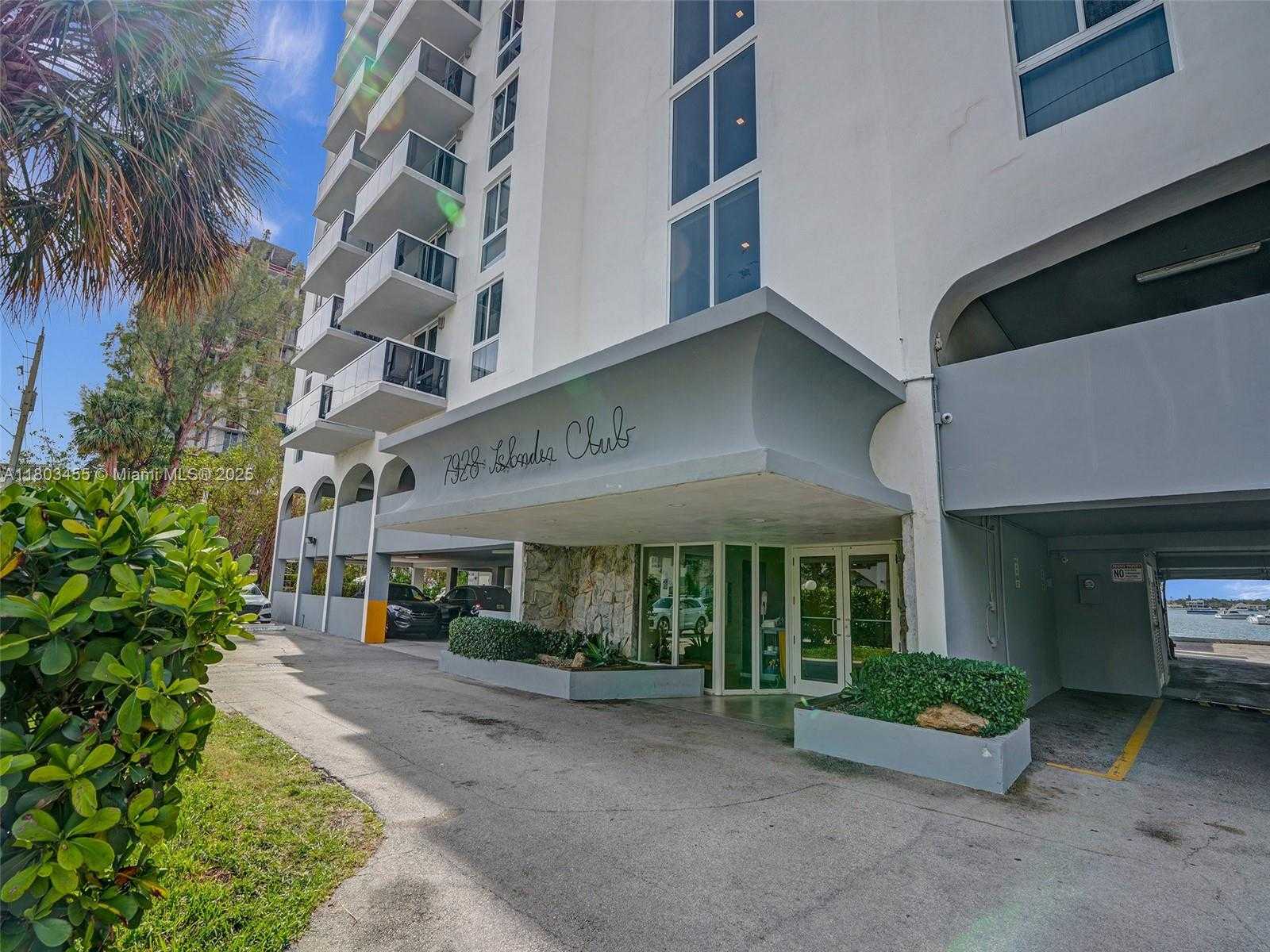Small Image of 7928 WEST DR #504, North Bay Village Number 34