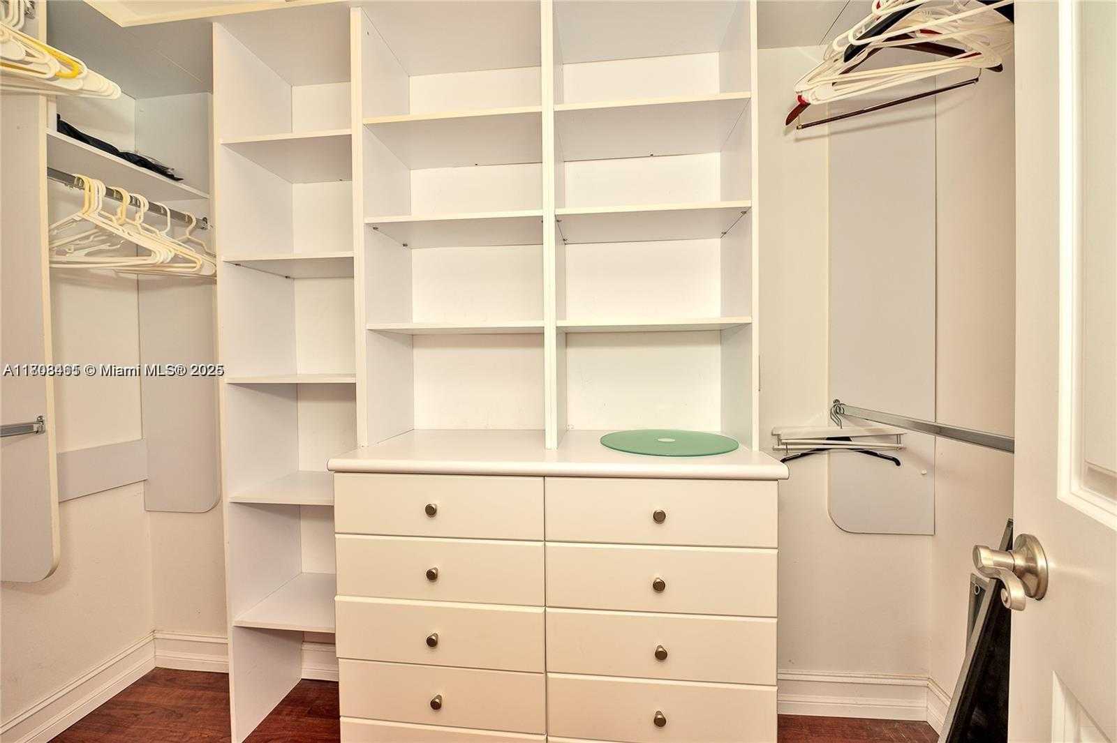 Small Image of 2201 SOUTH OCEAN DR #2805, Hollywood Number 10