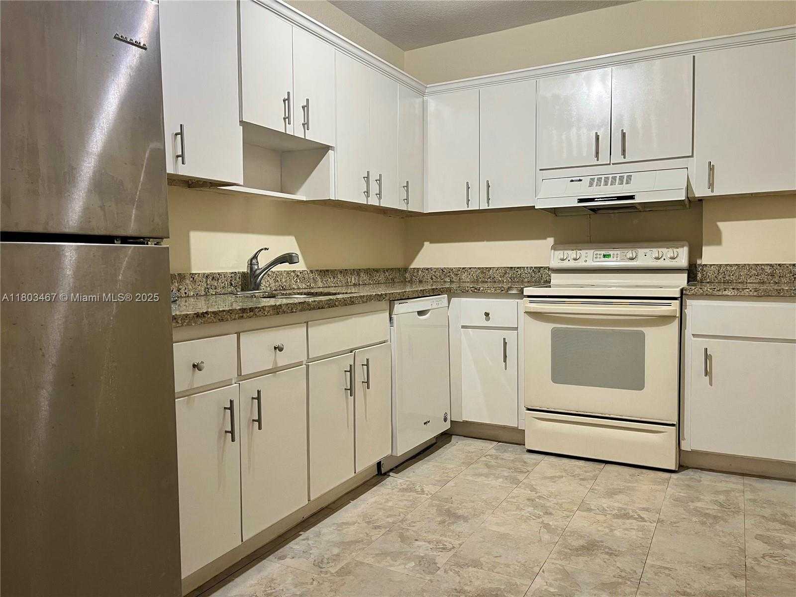 Small Image of 10185 COLLINS AVE #1515, Bal Harbour Number 12