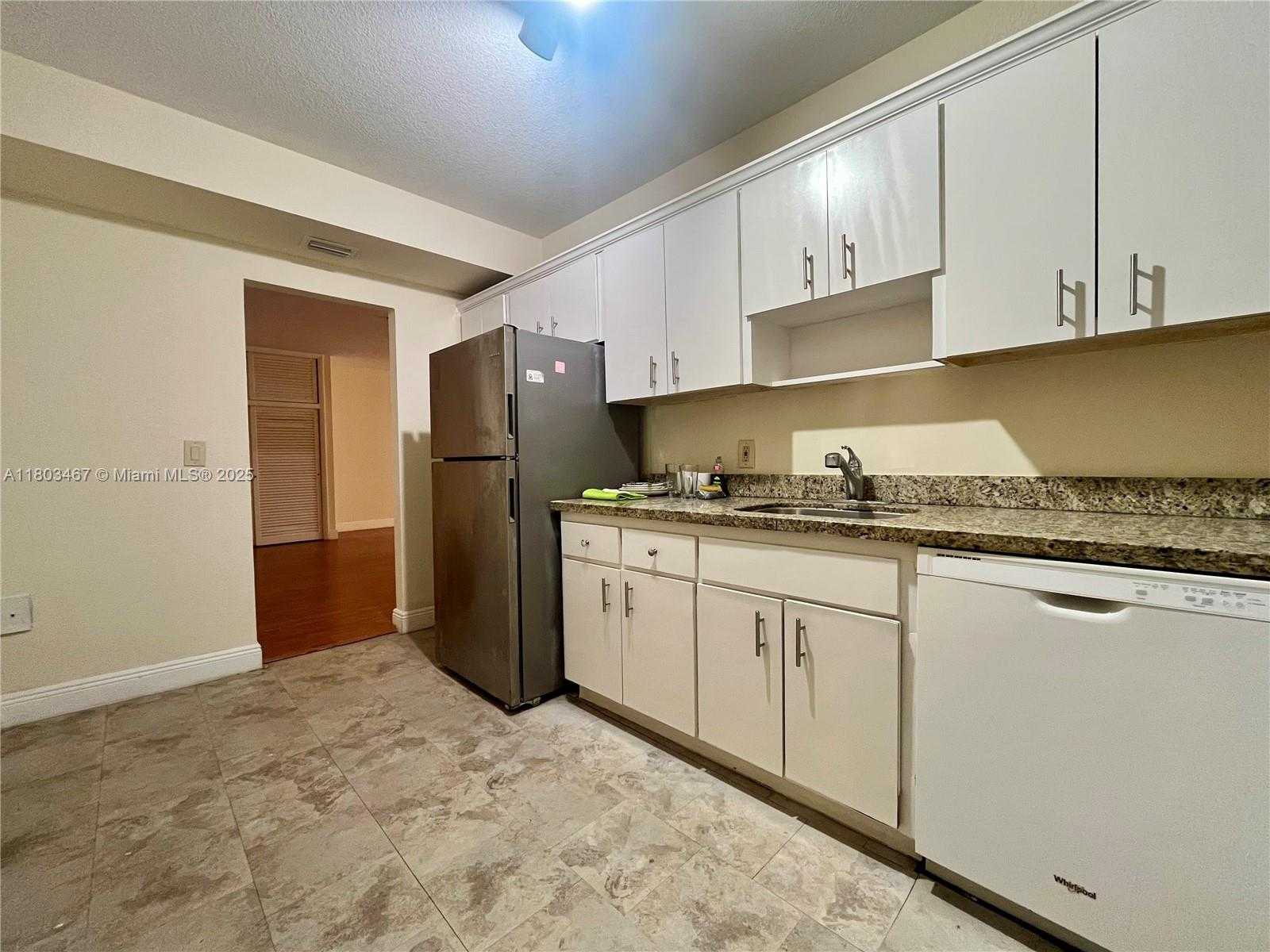 Small Image of 10185 COLLINS AVE #1515, Bal Harbour Number 14