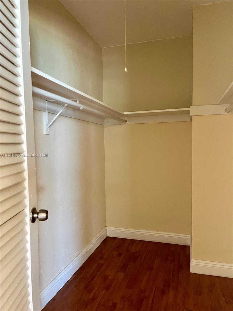Small Image of 10185 COLLINS AVE #1515, Bal Harbour Number 18