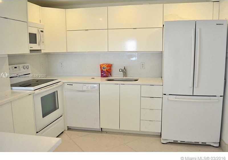 Small Image of 905 BRICKELL BAY DR #1030, Miami Number 15