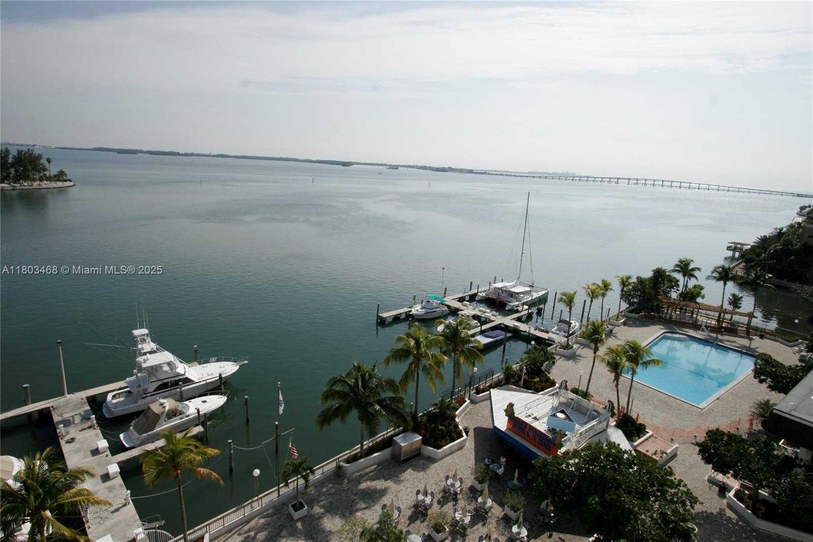 Small Image of 905 BRICKELL BAY DR #1030, Miami Number 45