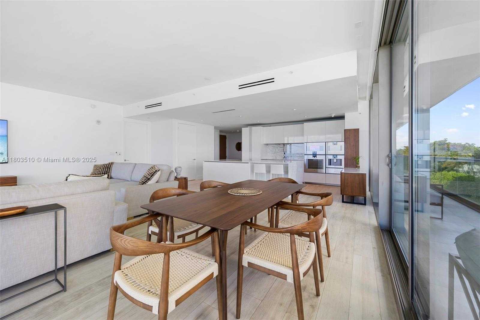 Small Image of 10203 COLLINS AVE #401, Bal Harbour Number 11