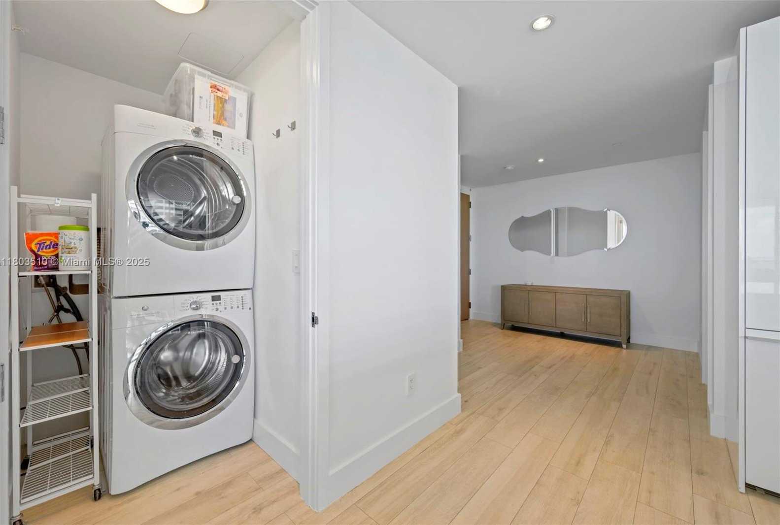 Small Image of 10203 COLLINS AVE #401, Bal Harbour Number 14