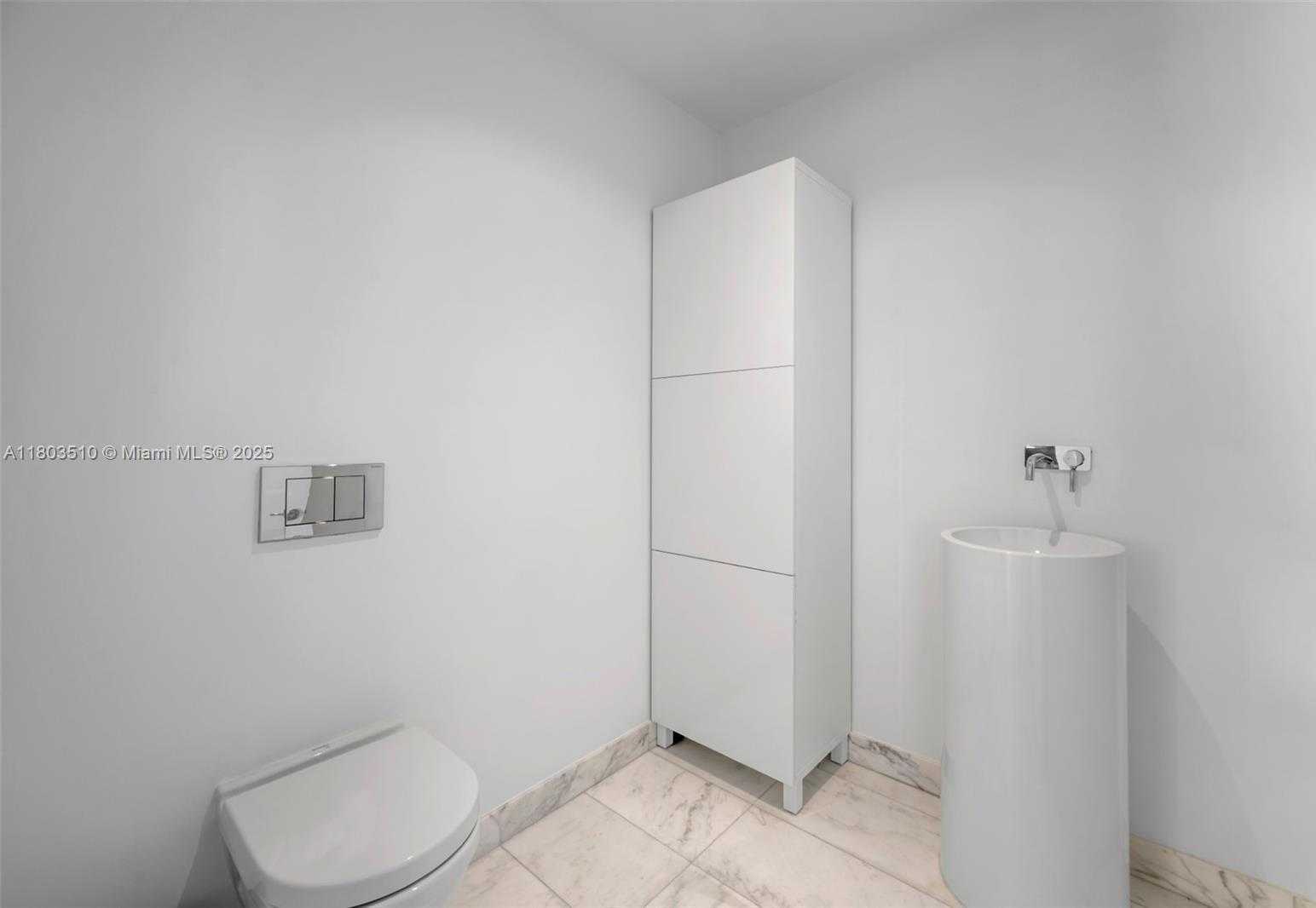 Small Image of 10203 COLLINS AVE #401, Bal Harbour Number 15