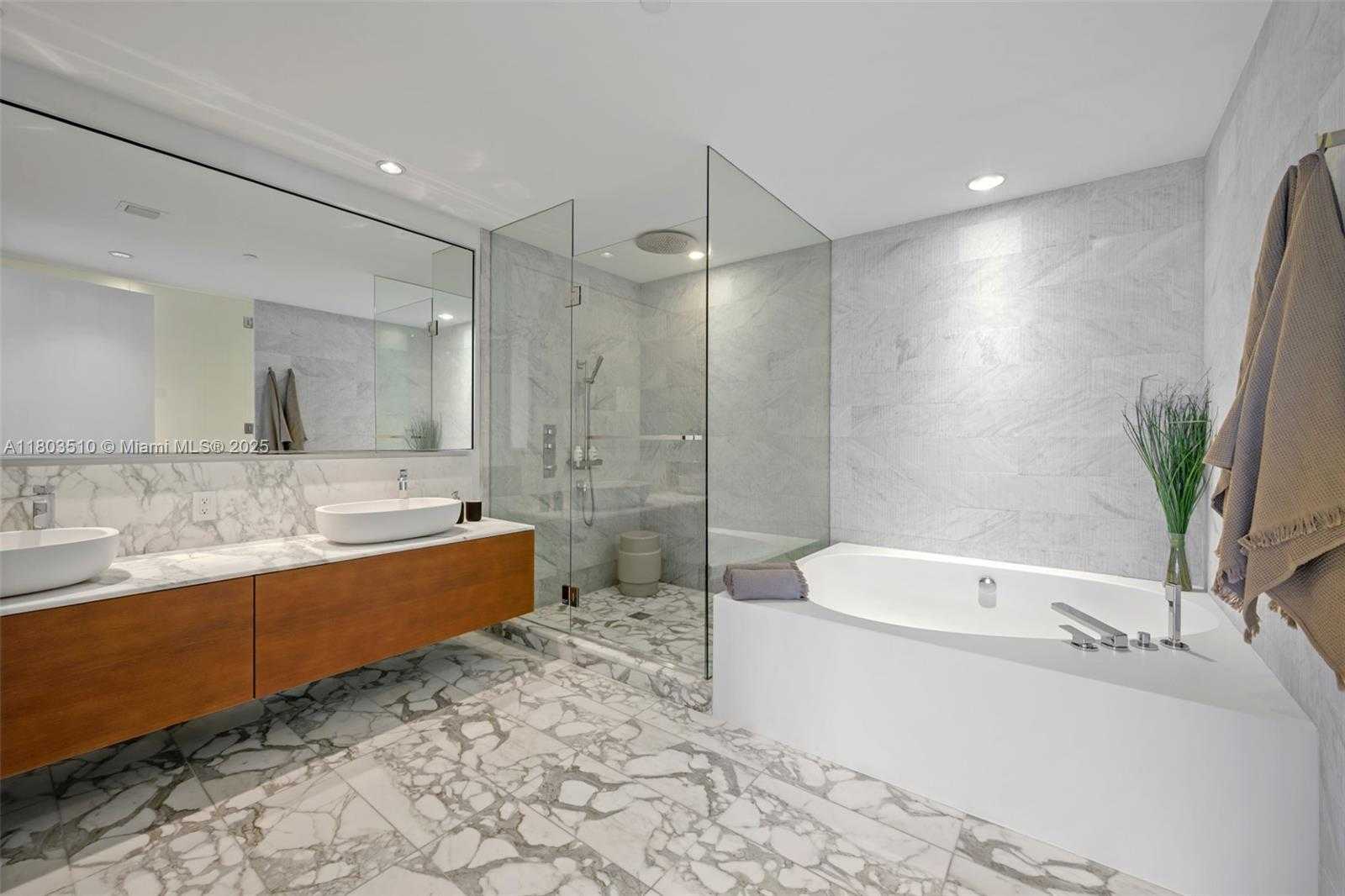 Small Image of 10203 COLLINS AVE #401, Bal Harbour Number 21