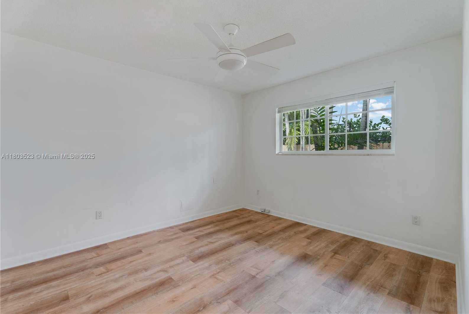 Small Image of 7601 NORTH EAST 9TH AVE #-, Miami Number 30