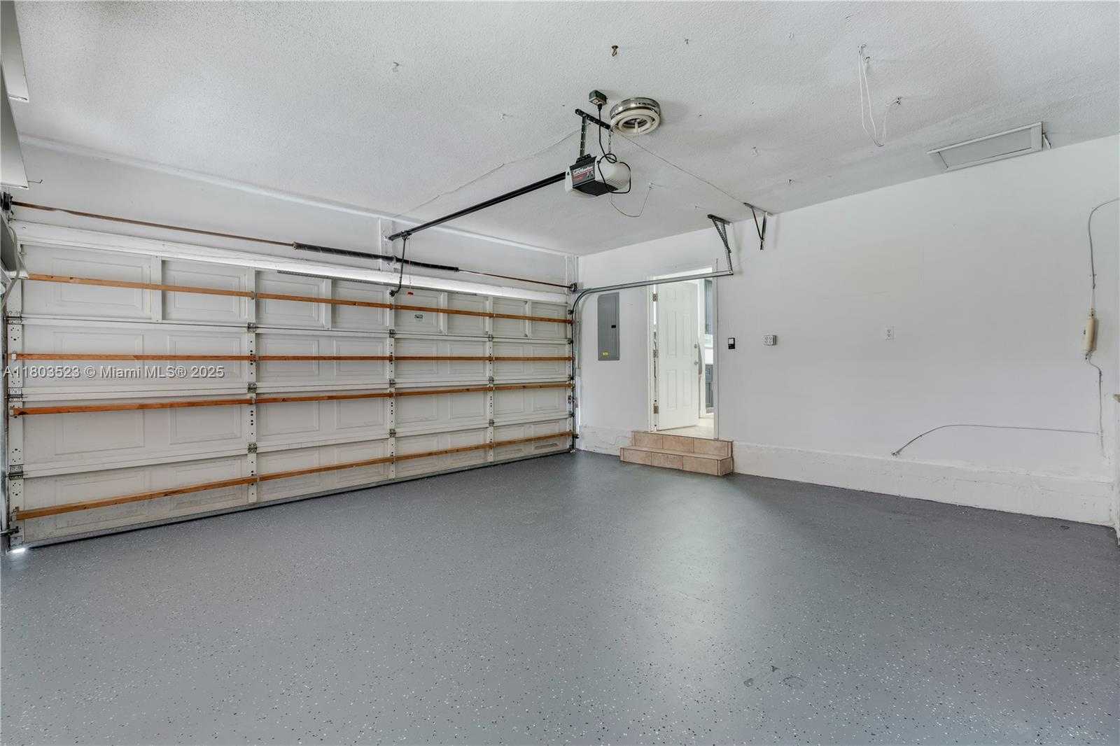 Small Image of 7601 NORTH EAST 9TH AVE #-, Miami Number 33