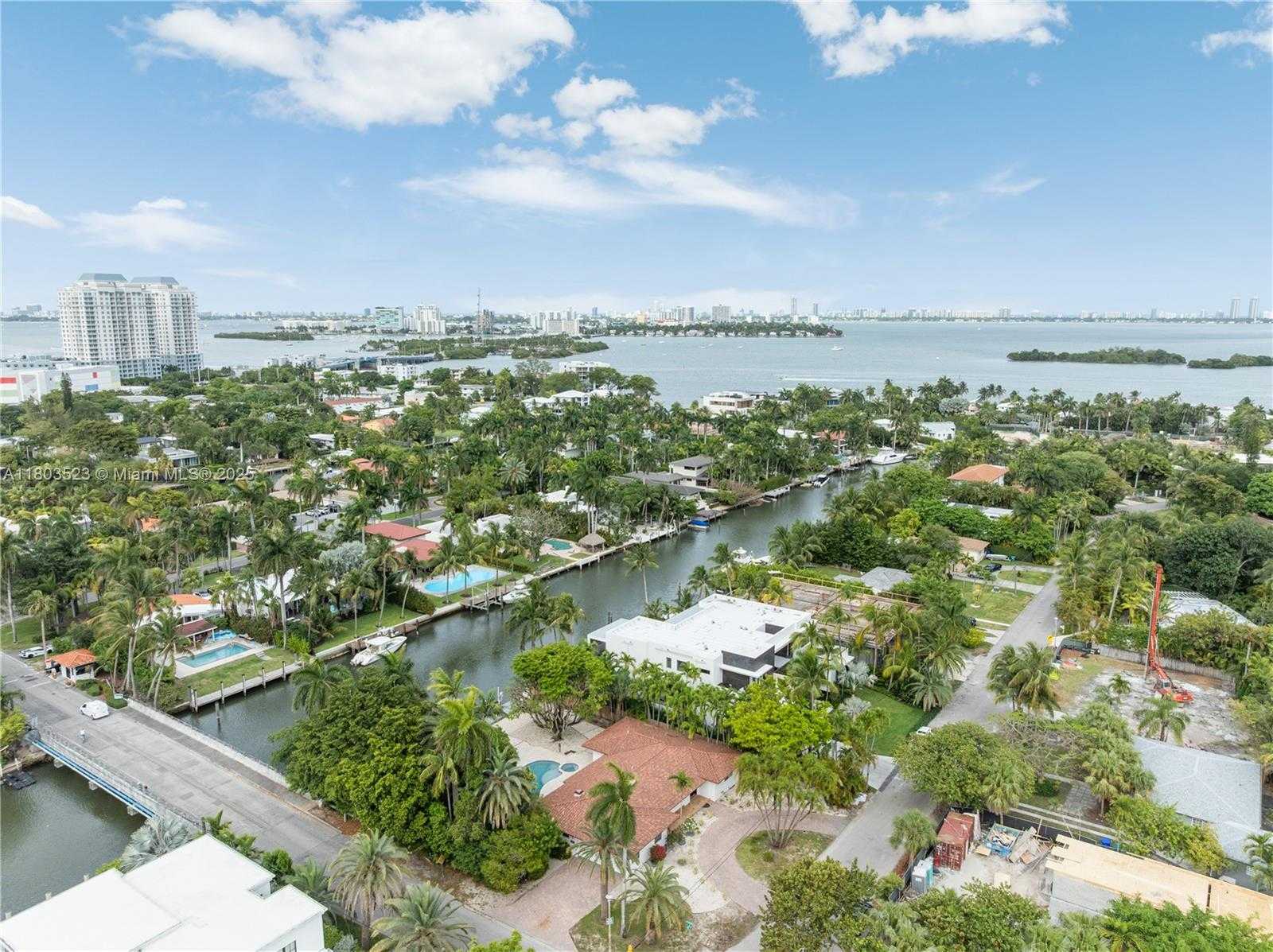 Small Image of 7601 NORTH EAST 9TH AVE #-, Miami Number 38
