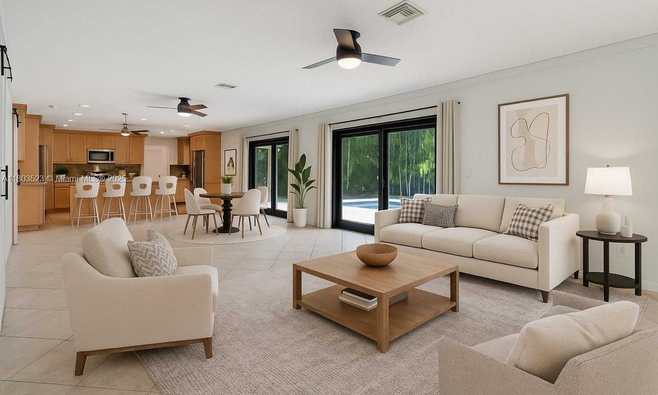 Small Image of 7601 NORTH EAST 9TH AVE #-, Miami Number 5