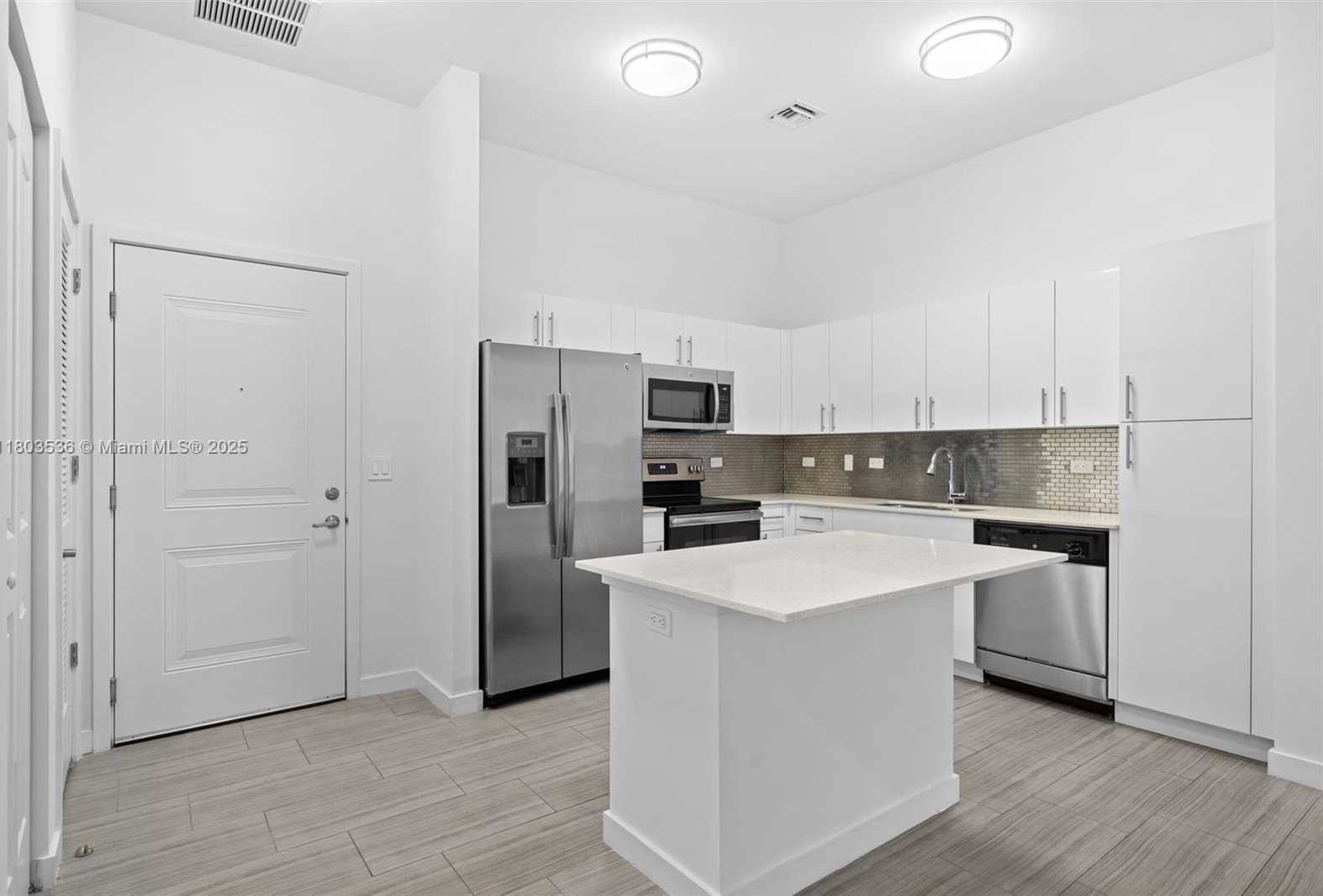 Small Image of 1776 POLK ST #803, Hollywood Number 5