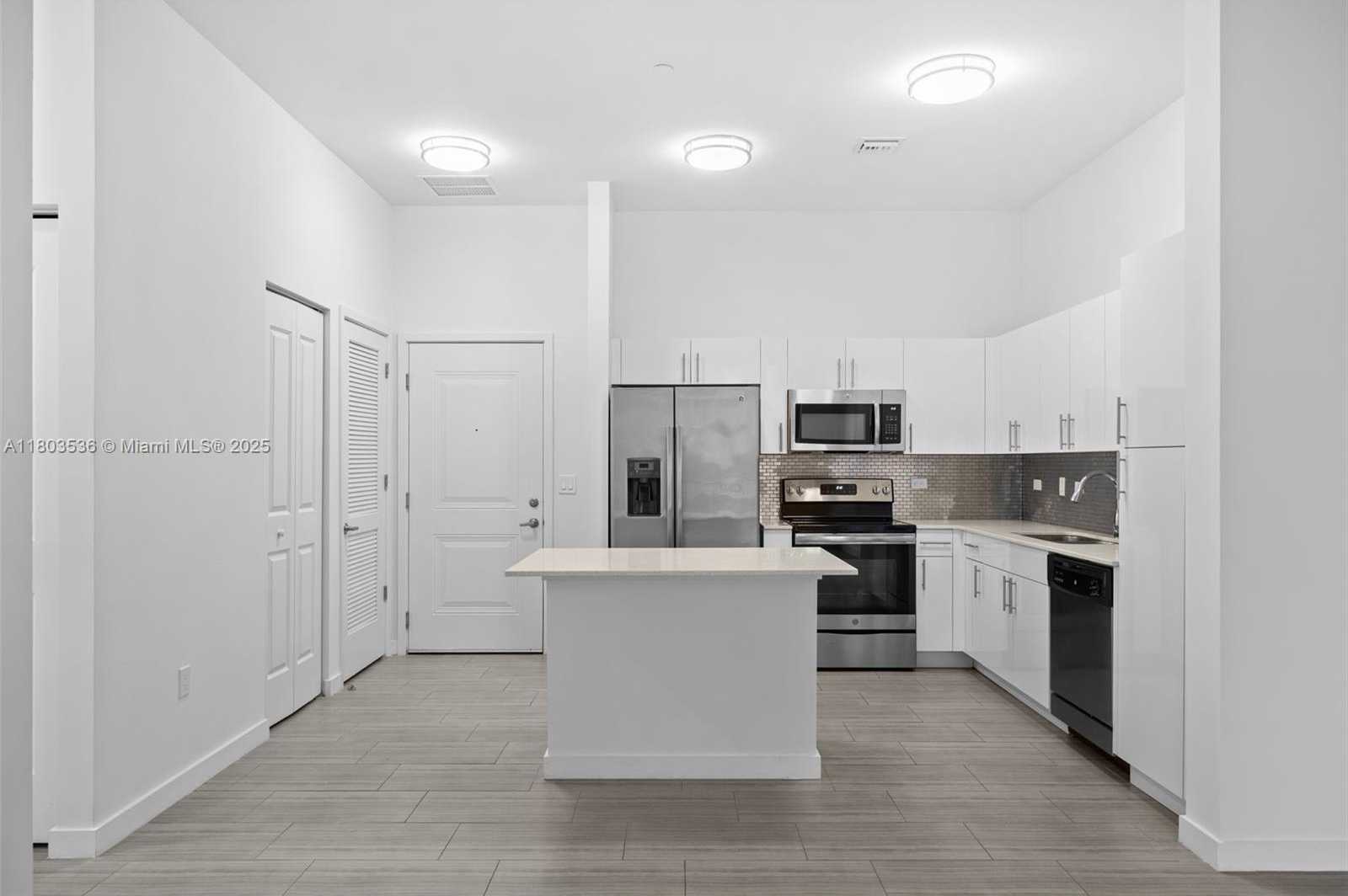 Small Image of 1776 POLK ST #803, Hollywood Number 7