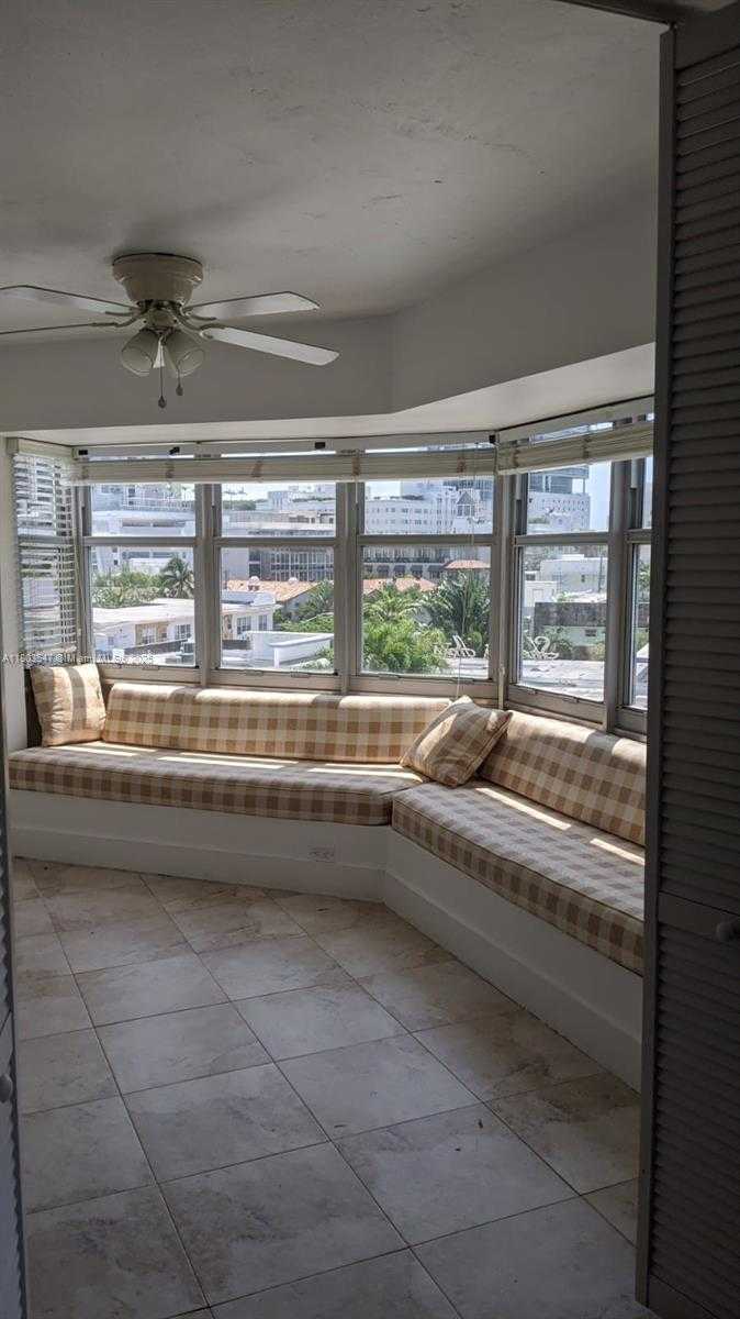 Small Image of 1881 WASHINGTON AVE #5E, Miami Beach Number 4
